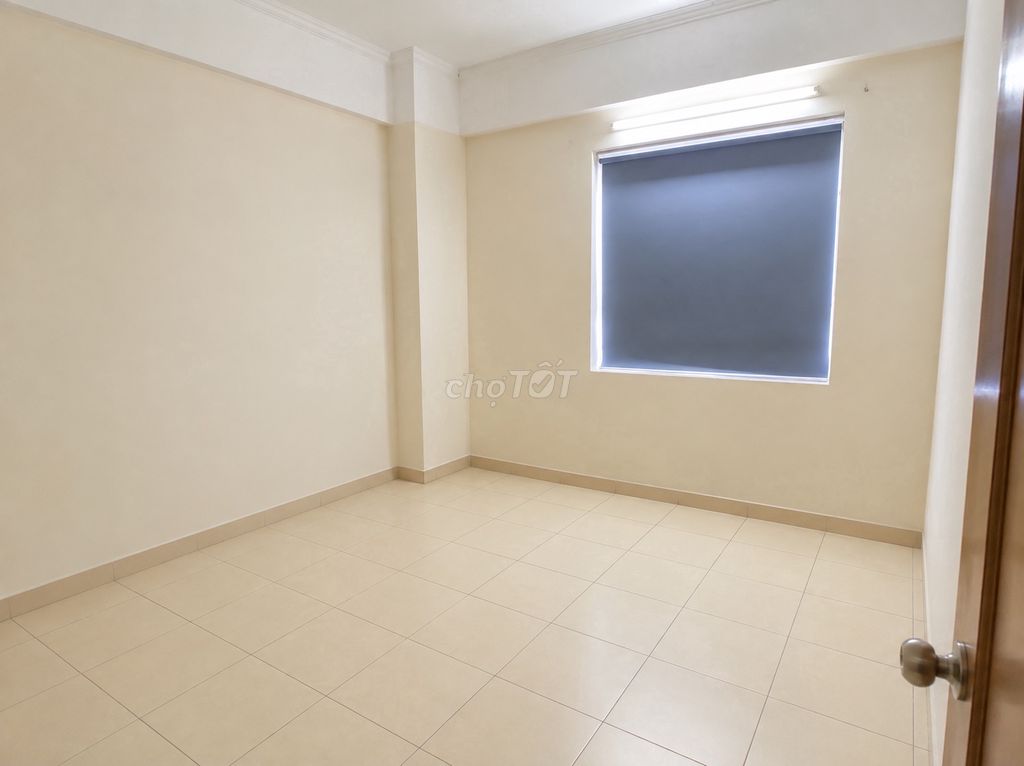 Cho thuê căn hộ chung cư Lô E, 2PN, Số 2, Hạ Yên Quyết, Yên Hòa