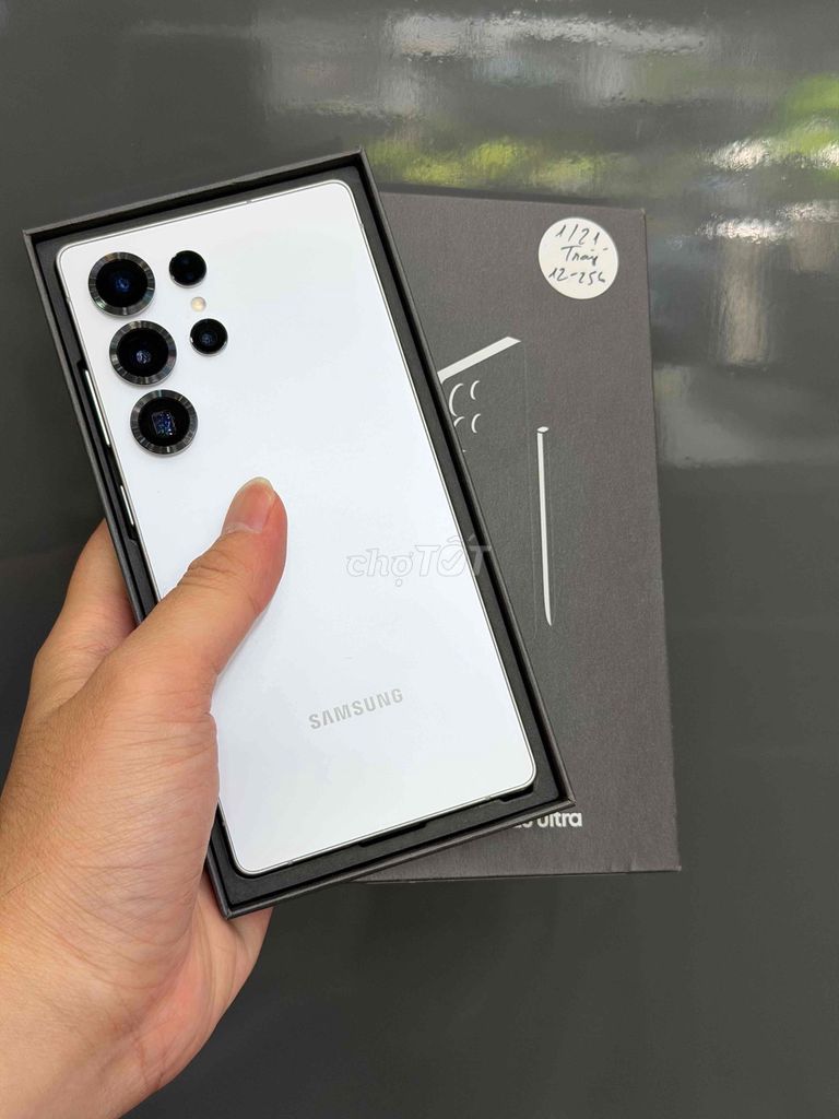 S25 Ultra 5G Trắng 12GB/256GB VN BH 1/2027 TGDĐ. Mua bán Điện thoại tại Quận Ninh Kiều Cần Thơ được đăng bởi Quý Mobile Cần thơ hình 1