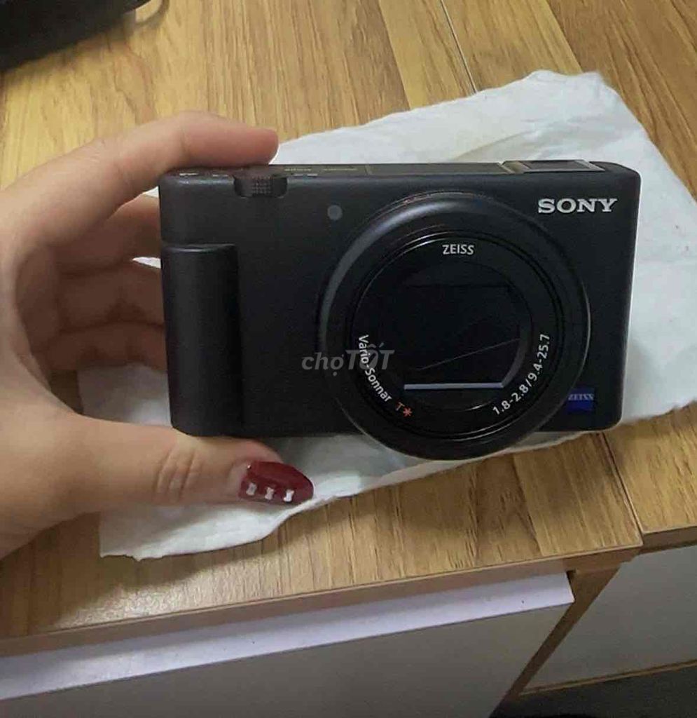Máy ảnh Sony Vlog ZV1 Đen. Mua bán Máy ảnh, Máy quay tại Quận Tân Bình Tp Hồ Chí Minh được đăng bởi  Ngọc Huyền hình 1