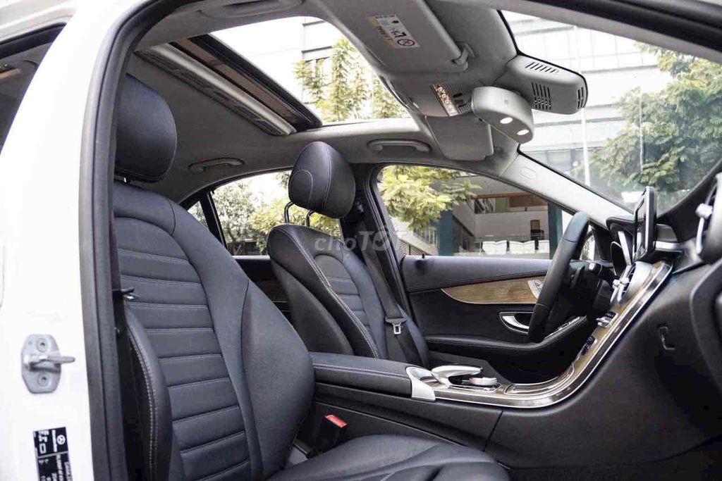 LONG ANH AUTO về Mercedes C250ex 2018. Mua bán Ô tô tại Quận 7 Tp Hồ Chí Minh được đăng bởi LongAnh AuTo  hình 6