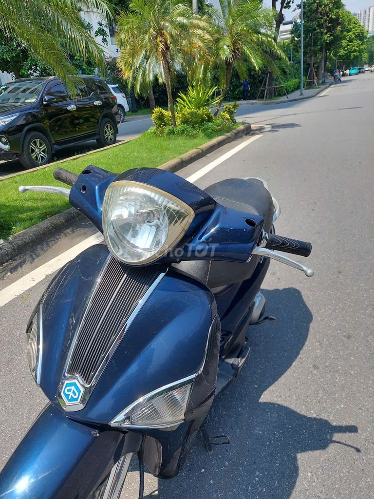 Bán xe Piagio Libertyie  tíết kiệm xăng chính chủ. Mua bán Xe máy tại Quận Hoàng Mai Hà Nội được đăng bởi Lê văn tình hình 6