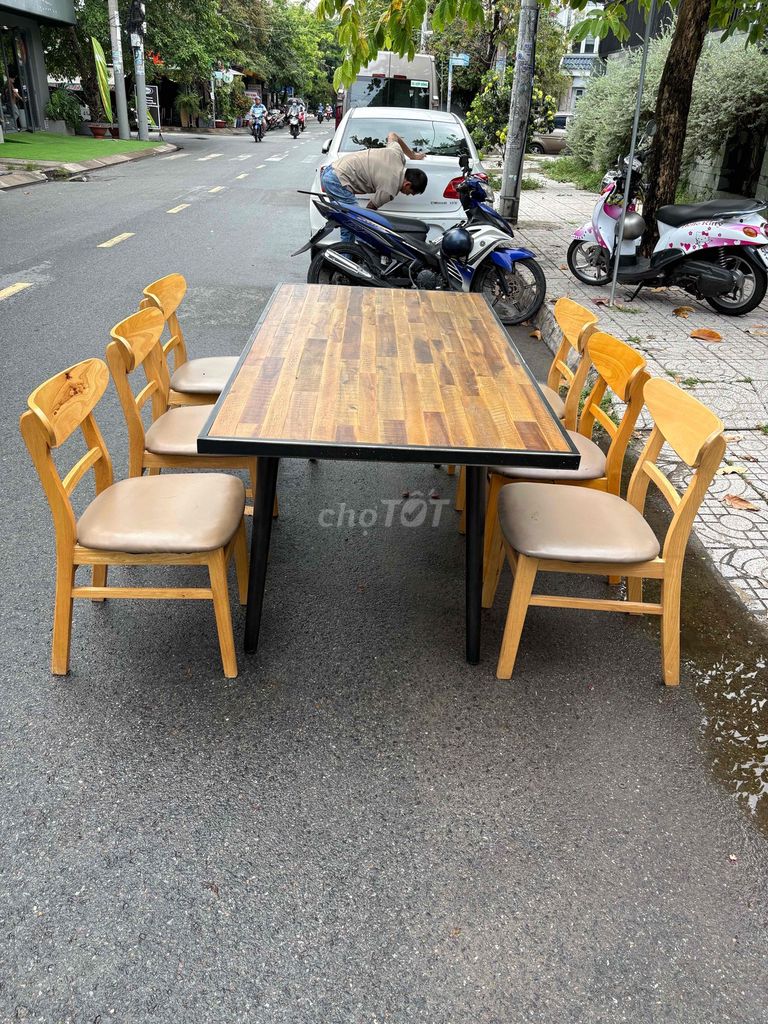 Bộ bàn ăn 6 ghế . bàn ăn . bàn ghế ăn. Mua bán Bàn ghế tại Quận Tân Phú Tp Hồ Chí Minh được đăng bởi  Diep Nguyen hình 1
