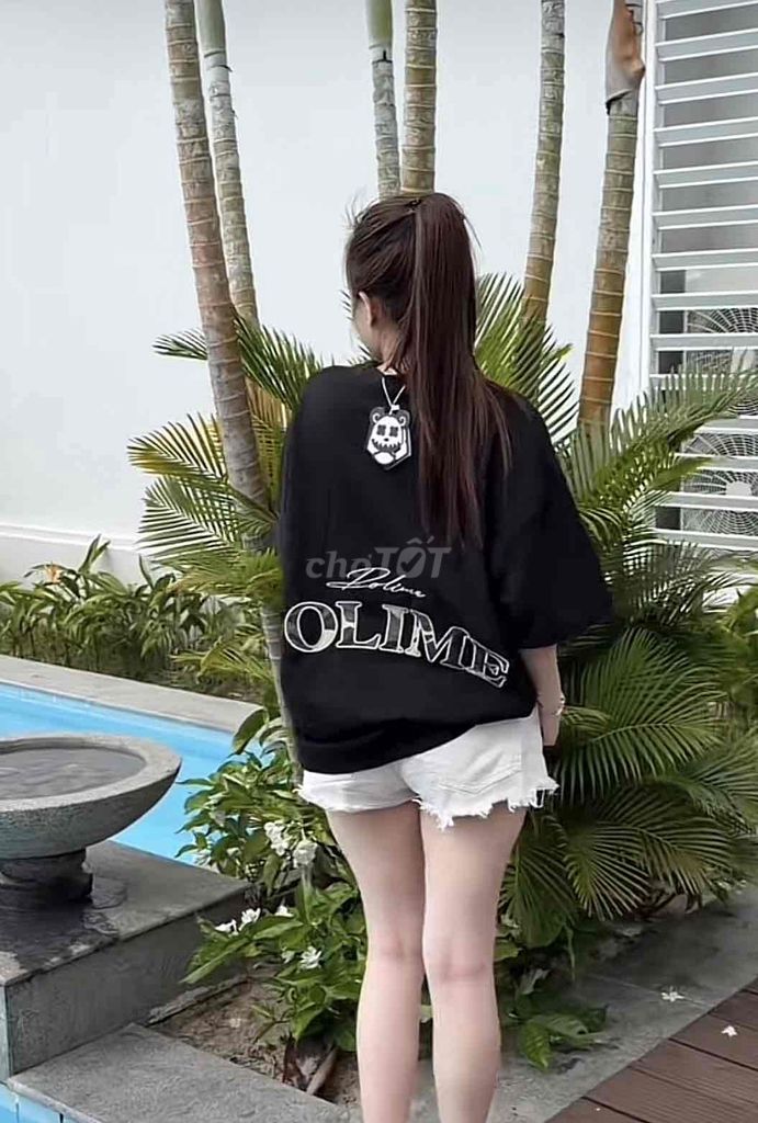Áo phông nữ đen đã sử dụng. Mua bán Quần áo tại Thành phố Uông Bí Quảng Ninh được đăng bởi Lê Yến hình 1