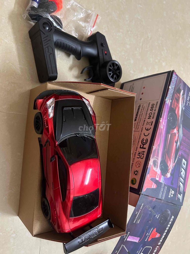 Xe điều khiển từ xa Đỏ. Mua bán Sở thích khác tại Quận Thanh Khê Đà Nẵng được đăng bởi Phú Anh Nguyễn hình 1