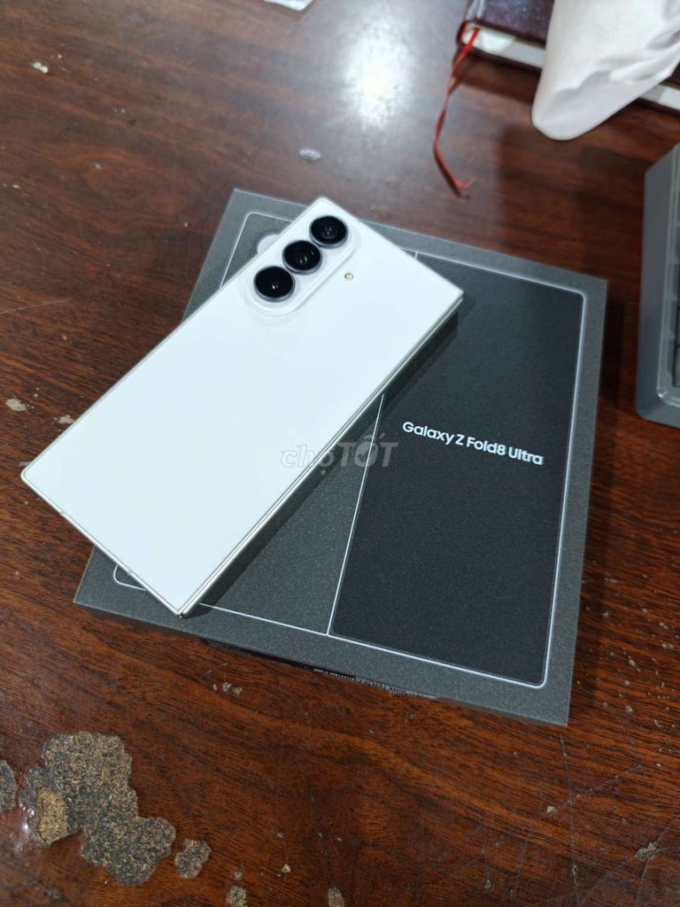 Samsung Z Fold8 Ultra 256Gb Trắng mới Fullbox. Mua bán Điện thoại tại Thành phố Thủ Dầu Một Bình Dương được đăng bởi LakMobile  hình 1