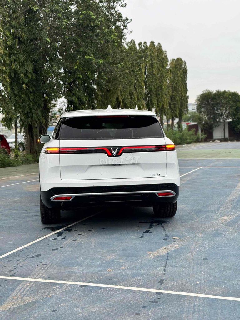 VinFast VF9 2025 Eco. Mua bán Ô tô tại Thành phố Thủ Đức Tp Hồ Chí Minh được đăng bởi TRẦN MINH VƯƠNG hình 7