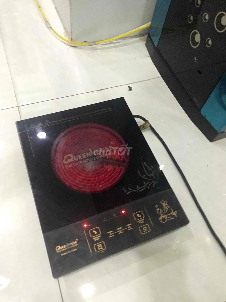 Bếp hồng ngoại QueenHouse ko kén nồi. Mua bán Bếp, lò, đồ điện nhà bếp tại Quận 11 Tp Hồ Chí Minh được đăng bởi THẢO MY hình 1