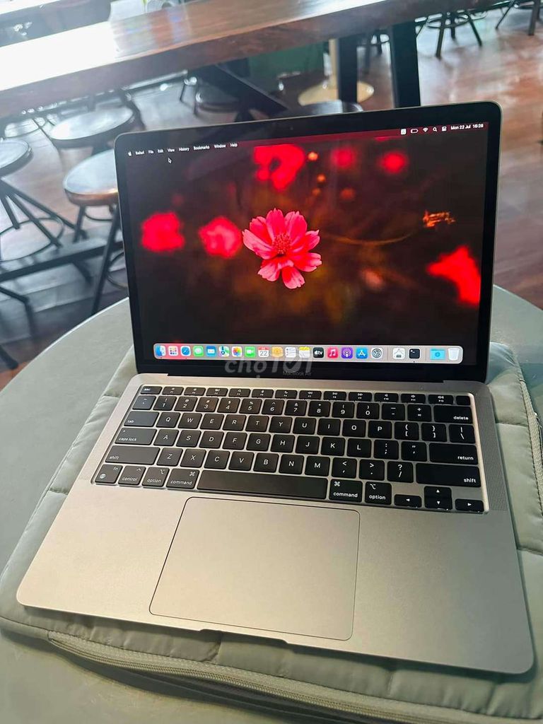 THU VÀ MUA MACBOOK LAPTOP MỌI THỂ LOẠI GIÁ CAO HCM