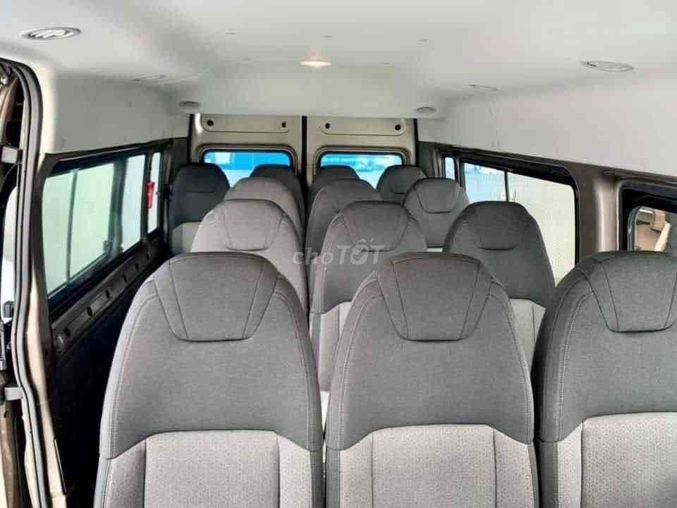 Ford Transit, xe đẹp, giá thương lượng