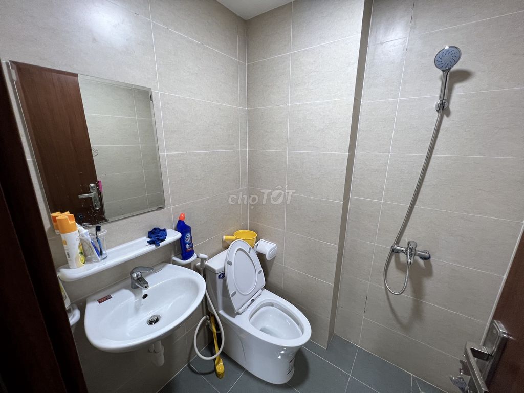 CHÍNH CHỦ CẦN BÁN CHUNG CƯ IRIST TOWER 2PN  ĐÃ CÓ SỔ HỒNG 1TY2