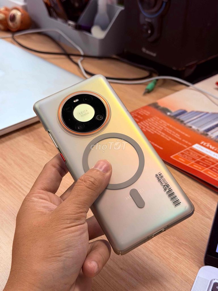 Huawei Mate 40 Pro 8/256 pin 100. Mua bán Điện thoại tại Quận Thanh Xuân Hà Nội được đăng bởi Trần Hưng  hình 1