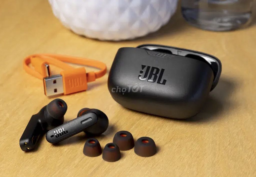 Tai nghe Xách Tay Mỹ JBL Tune 230NC TWS Đen. Mua bán Tivi, Âm thanh tại Thành phố Vĩnh Long Vĩnh Long được đăng bởi Miền Tây Sông Nước hình 1