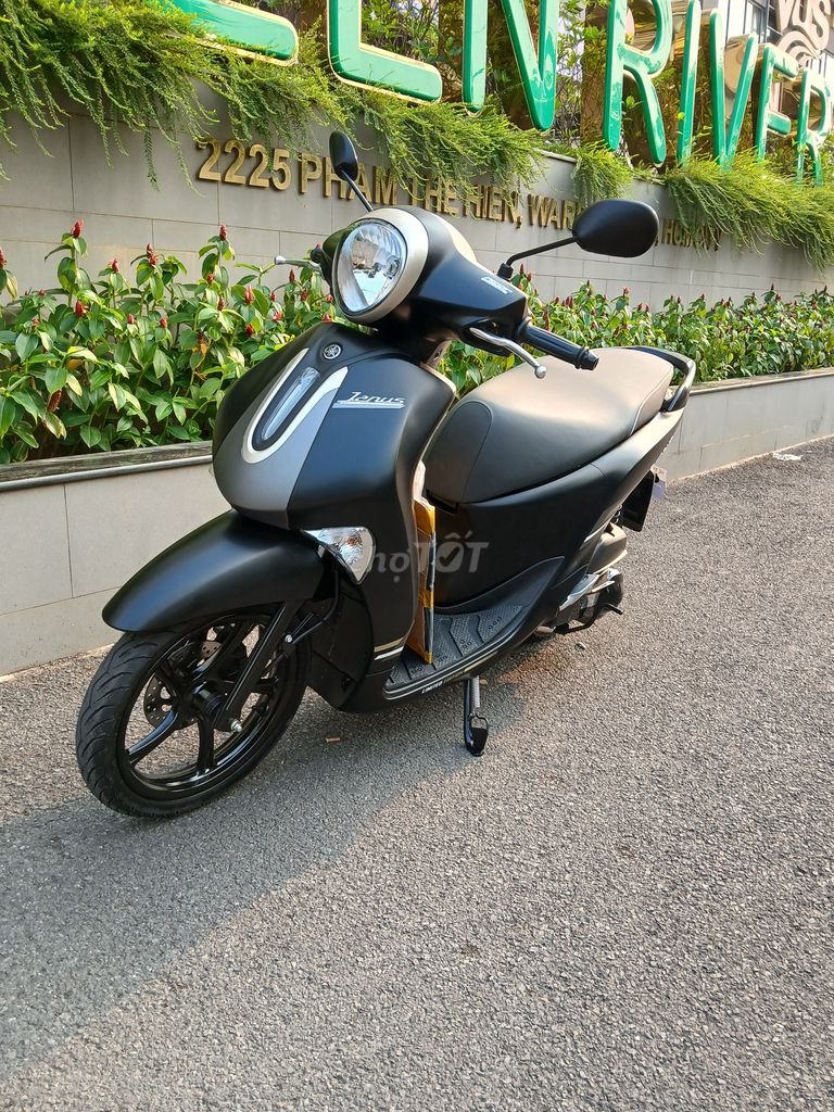 Xe tay ga Yamaha Janus 125 bản giới hạn 2025. Mua bán Xe máy tại Quận 6 Tp Hồ Chí Minh được đăng bởi Ngô Kim Linh hình 3