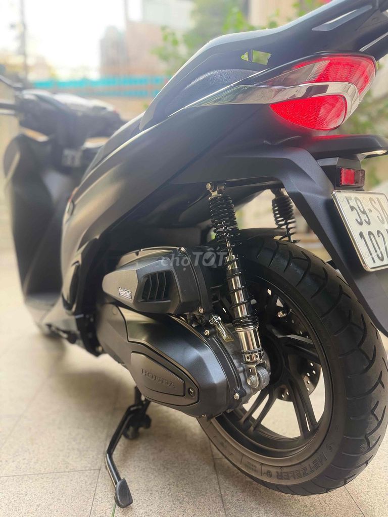 Honda SH 350i 2022 Đen,máy thái. 16000 km. Mua bán Xe máy tại Quận Bình Thạnh Tp Hồ Chí Minh được đăng bởi Cherry Tran hình 5