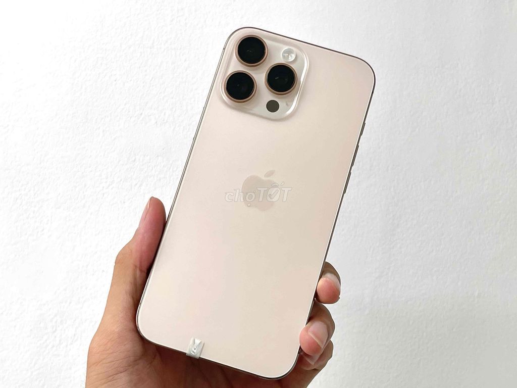 iPhone 16 Pro Max 256GB Desert Titan Pin99 Đẹp 98%. Mua bán Điện thoại tại Quận Ninh Kiều Cần Thơ được đăng bởi Cầm đồ Nhanh hình 1