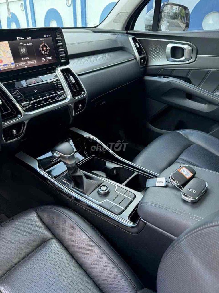 Kia Sorento 2022 2.2D Luxury chính chủ như mới. Mua bán Ô tô tại Quận Tân Phú Tp Hồ Chí Minh được đăng bởi Phước đại hình 10