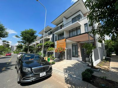 Аренда · 4 комн. · 108 м² · Huyện Nhà Bè, ул. Đường Nguyễn Hữu Thọ