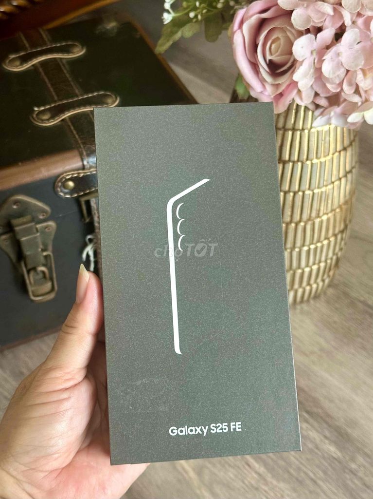Galaxy S25 FE 8GB/128GB IcyBlue VN New Seal !. Mua bán Điện thoại tại Thành phố Thủ Đức Tp Hồ Chí Minh được đăng bởi Phạm Thái Mobile hình 1