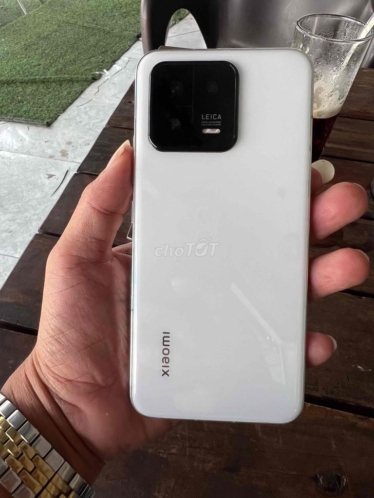 Xiaomi Mi 13 256GB Trắng. Mua bán Điện thoại tại Thành phố Thủ Dầu Một Bình Dương được đăng bởi Đt củ giá rẻ phú chánh tdm hình 1