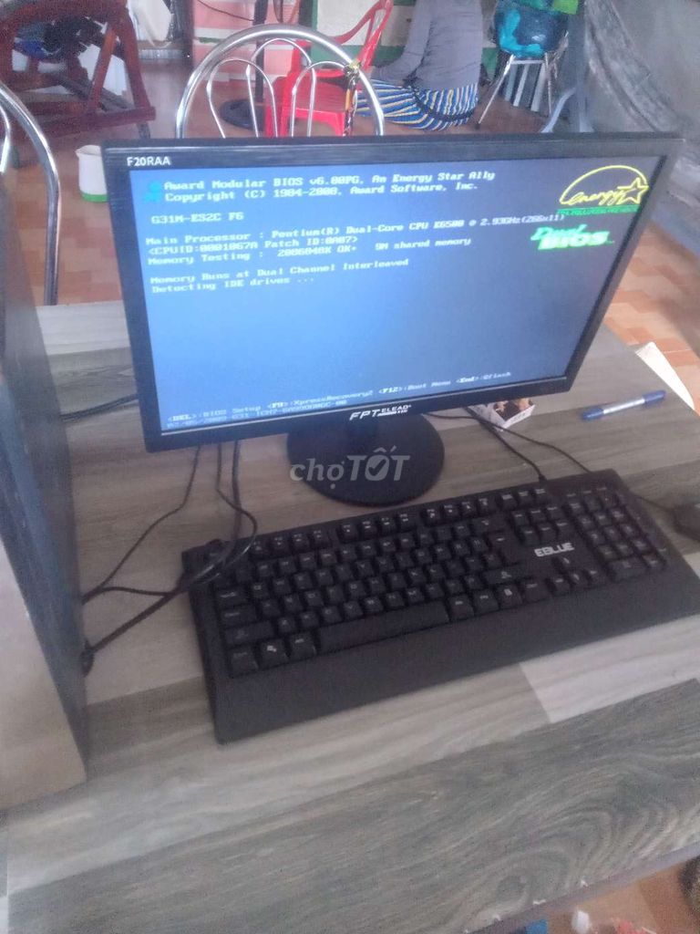 Bộ máy tính bàn