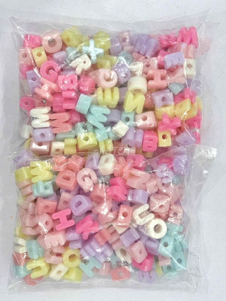 Charm chữ cái Nhựa Acrylic 2cm. Mua bán Sở thích khác tại Quận Gò Vấp Tp Hồ Chí Minh được đăng bởi Khánh Vy hình 1