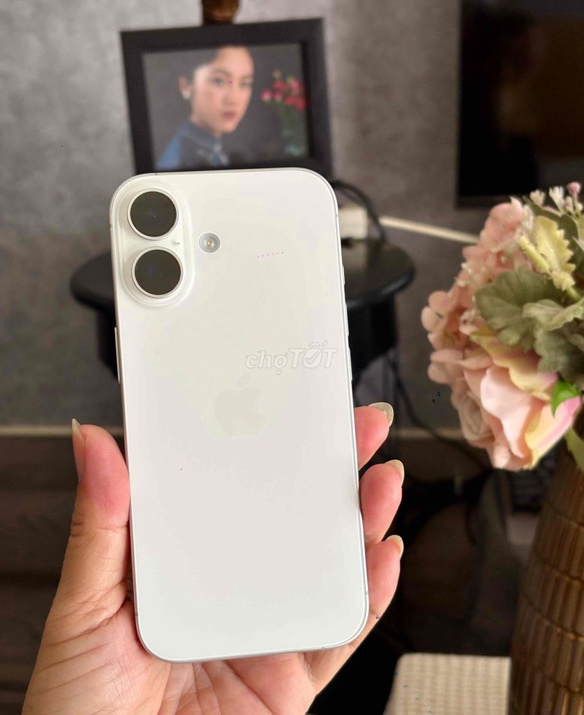 17 256G White ZP/A Likenew. Pin 100%. BH 12/2026 !. Mua bán Điện thoại tại Thành phố Thủ Đức Tp Hồ Chí Minh được đăng bởi Phạm Thái Mobile hình 1