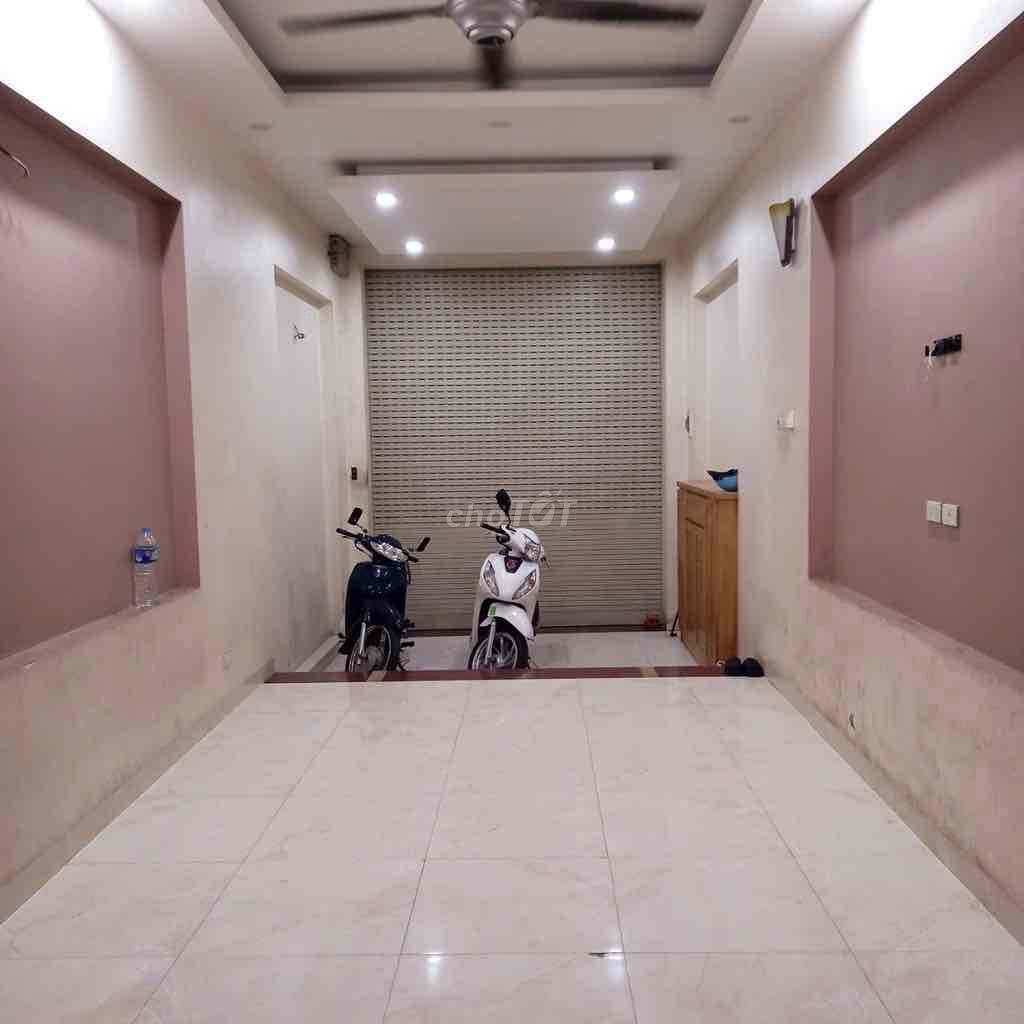SIÊU HIẾM - NHÀ ĐẸP KHƯƠNG THƯỢNG ĐỐNG ĐA - NGÕ THÔNG. Mua bán nhà ở tại Quận Đống Đa Hà Nội được đăng bởi Mã Hồng Nhung hình 2