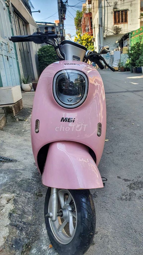 Xe máy điện Yadea M6i Hồng. Mua bán Xe điện tại Quận Bình Thạnh Tp Hồ Chí Minh được đăng bởi Quang hình 3