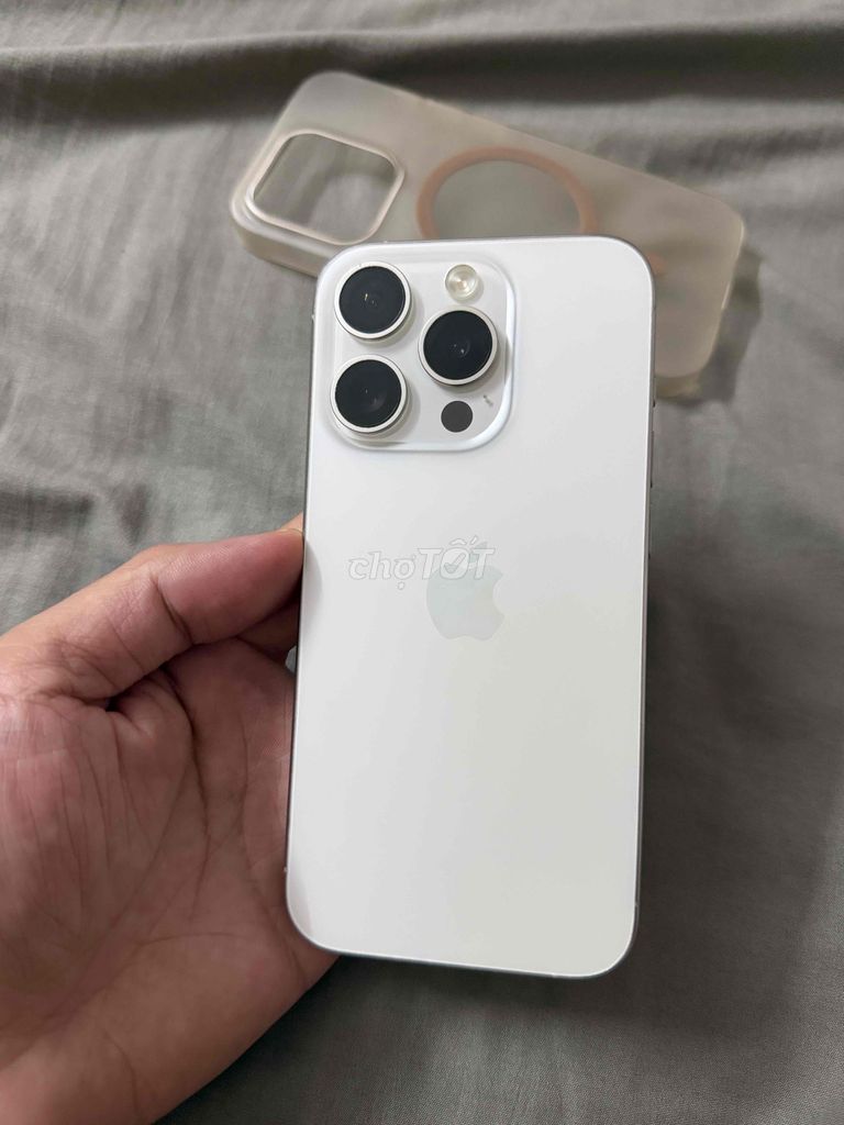 Pass ip15 pro 128gb trắng quốc tế có khe sim.... Mua bán Điện thoại tại Quận Hai Bà Trưng Hà Nội được đăng bởi Bé Yêu hình 1