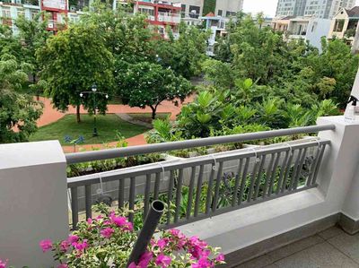 Biệt thự 135 m² · 4 PN · Đường Tạ Quang Bửu