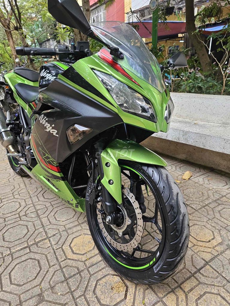 Kawasaki NINJA 300 abs 2018  xe đẹp keng date chot. Mua bán Xe máy tại Quận Cầu Giấy Hà Nội được đăng bởi Tong motor xe may hình 1