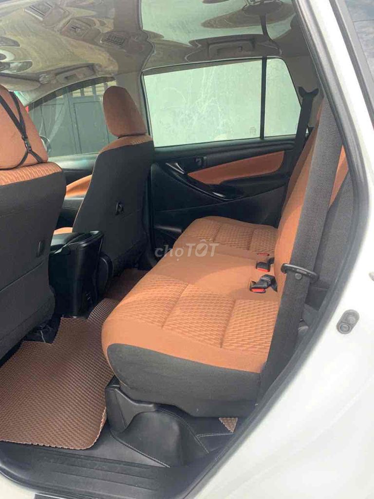 Toyota Innova 2019 2.0E - 90000 km. Mua bán Ô tô tại Huyện Hóc Môn Tp Hồ Chí Minh được đăng bởi Anh Trung hình 4