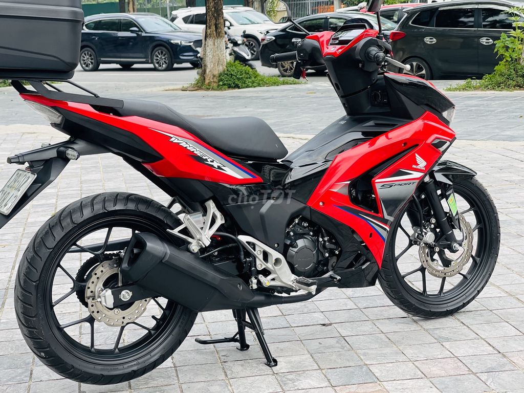 HONDA WINNER X 150 BẢN V3 BẢN MỚI 224 VỪA LĂN BÁNH. Mua bán Xe máy tại Quận Bắc Từ Liêm Hà Nội được đăng bởi VIỆT ANH hình 3