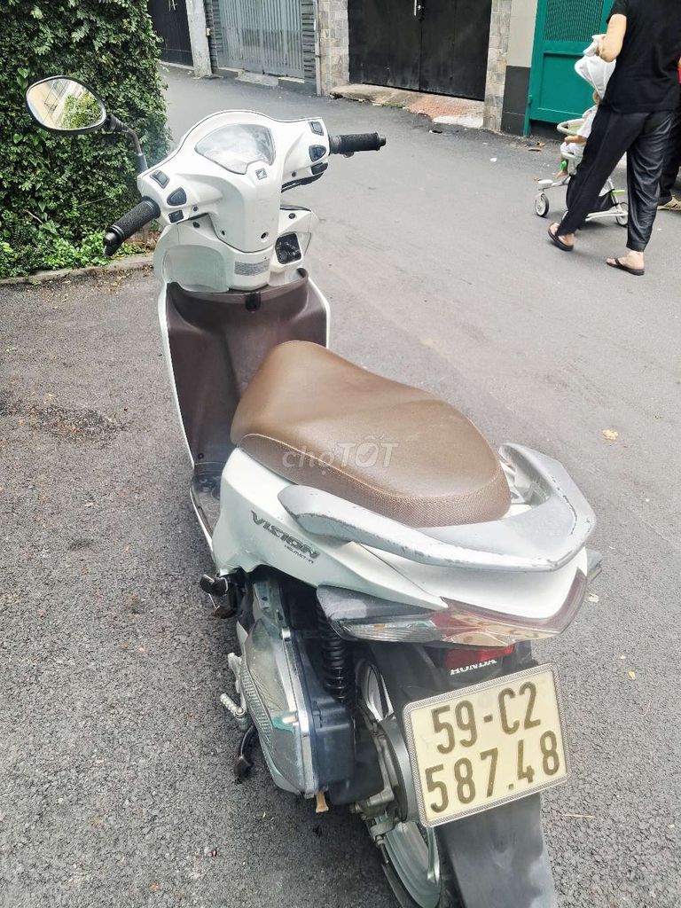 Honda vision 2016 biển sài gòn chính chủ. Mua bán Xe máy tại Quận 3 Tp Hồ Chí Minh được đăng bởi bắp rang bơ hình 3