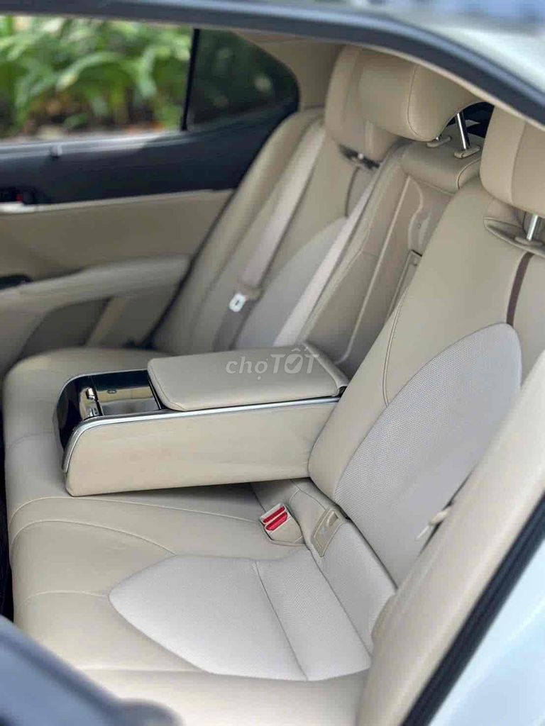 Toyota Camry 2.5Q 2019 xe full lịch sử hãng. Mua bán Ô tô tại Quận 1 Tp Hồ Chí Minh được đăng bởi Nguyên hình 11