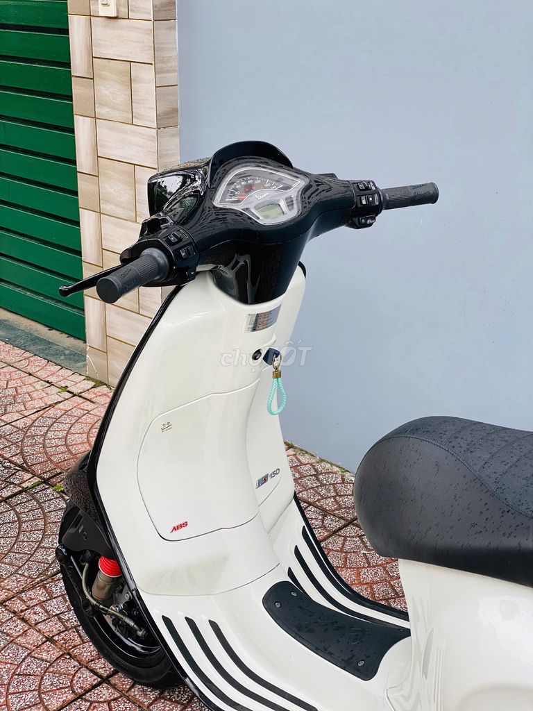 VESPA SPRINT 150cc  PHANH ABS ĐÈN FULL LED. Mua bán Xe máy tại Quận Ninh Kiều Cần Thơ được đăng bởi CỬA HÀNG XE PHẨM XUÂN  hình 7