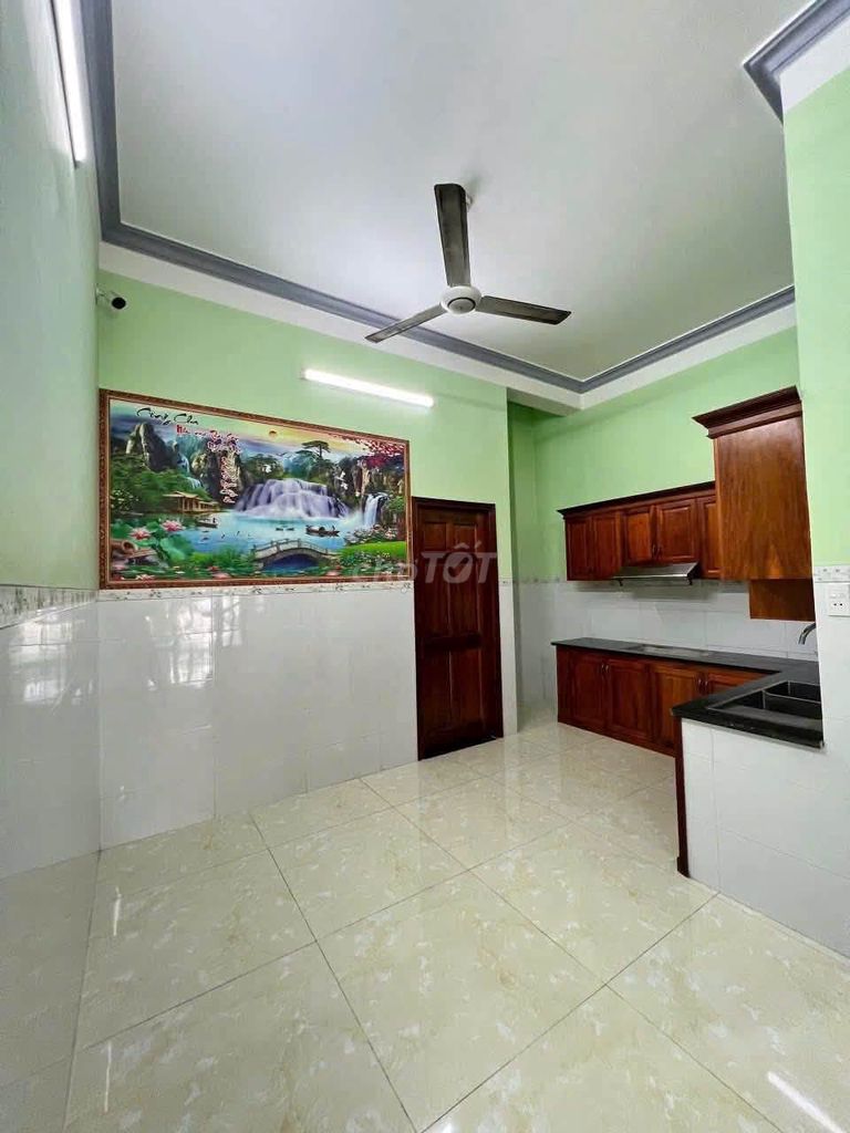 Cho thuê nhà 1 lầu 1 tum, 4PN, sân thượng, TĐC Phú Mỹ