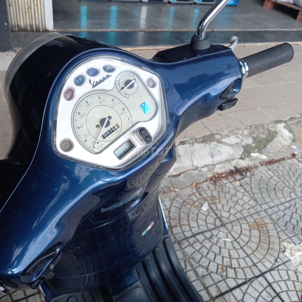Bán xe Vespa xanh dương 2011. Mua bán Xe máy tại Quận Sơn Trà Đà Nẵng được đăng bởi Út Nguyễn hình 3