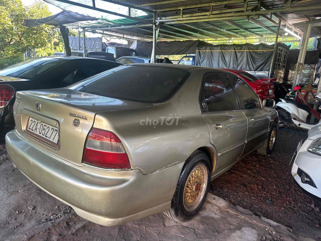 Honda Accord 1995 2.0 MT - 124584 km. Mua bán Ô tô tại Huyện Bàu Bàng Bình Dương được đăng bởi Trần Văn Quang hình 3