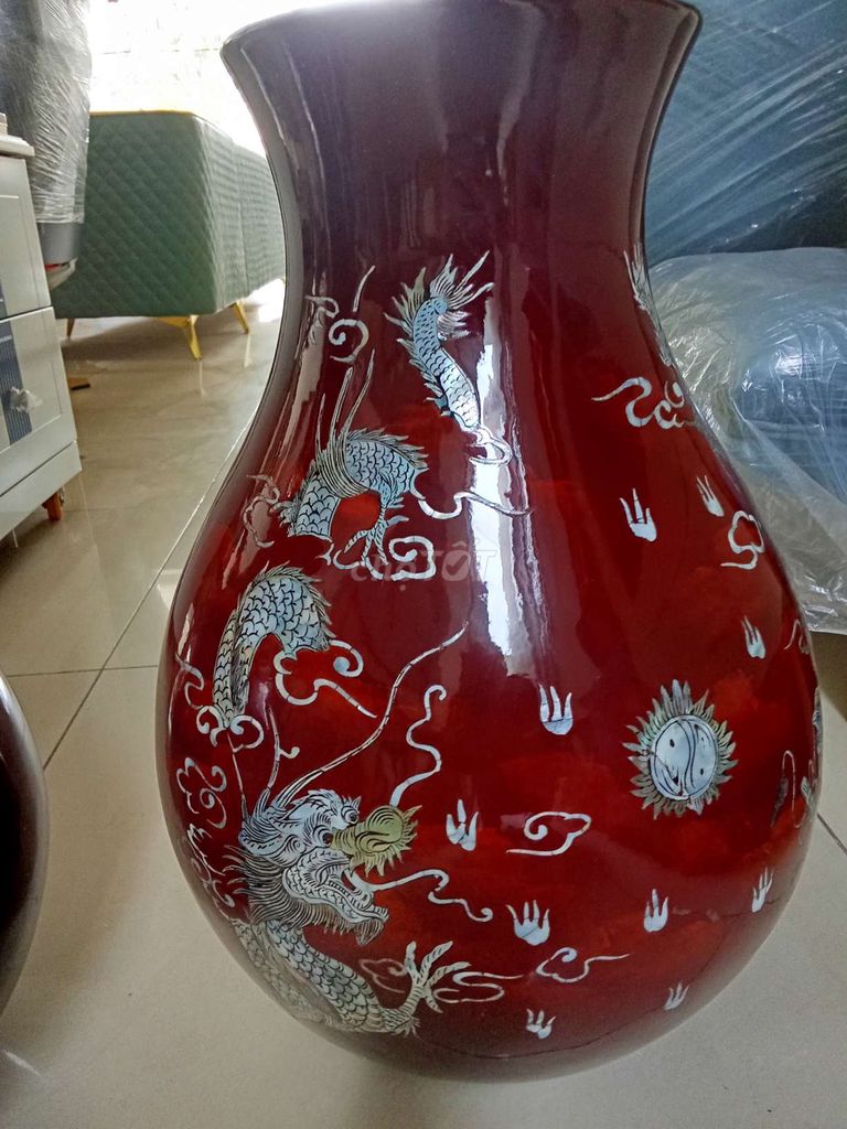 Cần sang nhượng lại cặp Bình gốm cẩn xà cừ đep. Mua bán Đồ sưu tầm, đồ cổ tại Thành phố Tây Ninh Tây Ninh được đăng bởi Thông hình 1