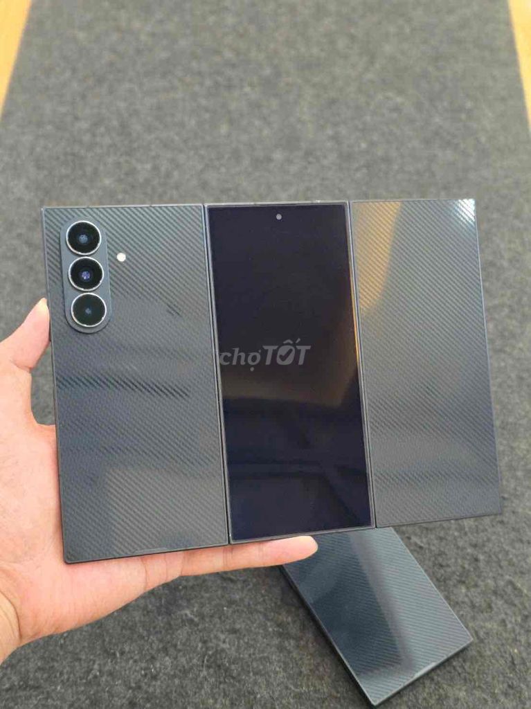 Samsung Galaxy Z TriFold 16GB 512GB Đen. Mua bán Điện thoại tại Quận 10 Tp Hồ Chí Minh được đăng bởi Hậu Lưu hình 1