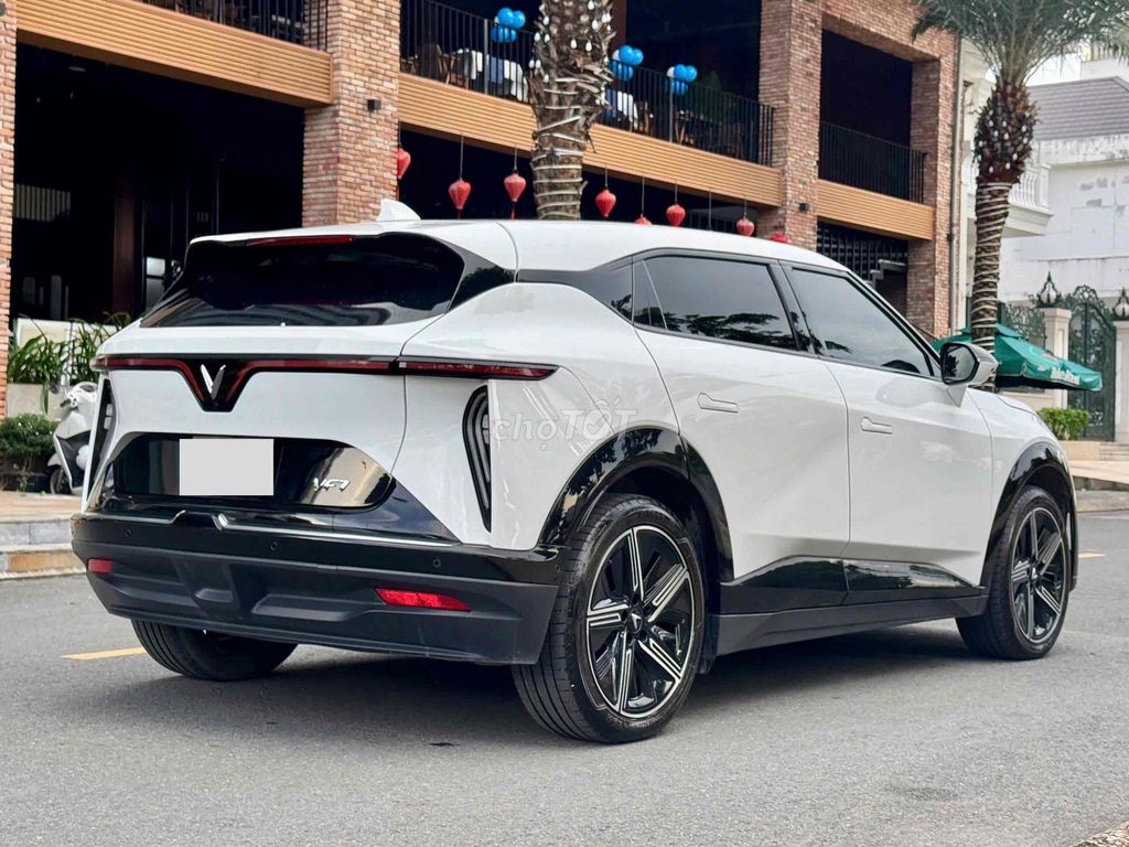 VinFast VF7 Plus 2024 mua pin. Mua bán Ô tô tại Thành phố Thủ Đức Tp Hồ Chí Minh được đăng bởi Quang Phục hình 5