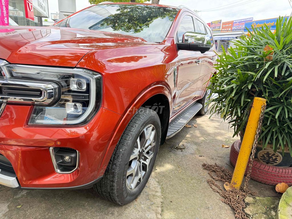 Everest 2023 Titanium AT 4x4 nội thất nâu hiếm.. Mua bán Ô tô tại Quận 1 Tp Hồ Chí Minh được đăng bởi Quynh Nguyen hình 9