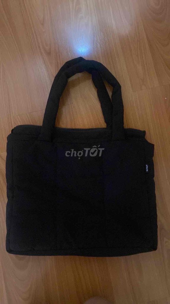 Túi tote Slyour Phao Đen Nữ. Mua bán Túi xách tại Quận Tân Bình Tp Hồ Chí Minh được đăng bởi Nguyễn Ngọc Linh hình 1