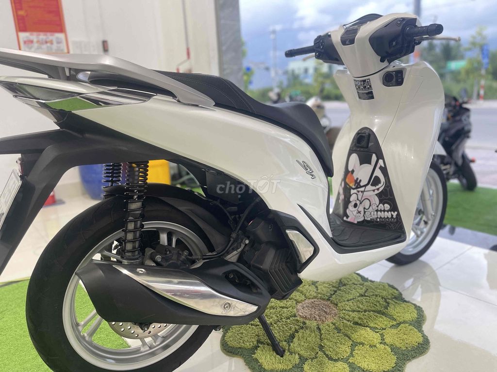SH 150i ABS LƯỚT 99% - HỖ TRỢ TRẢ GÓP CHỈ CCCD !. Mua bán Xe máy tại Thành phố Phan Rang-Tháp Chàm Ninh Thuận được đăng bởi Thụy Nguyễn hình 3
