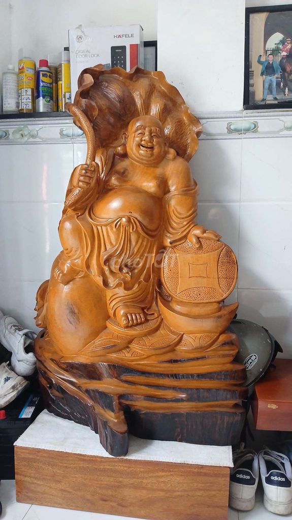Tượng Di Lặc nguyên khối cao 1.2m x 70cm