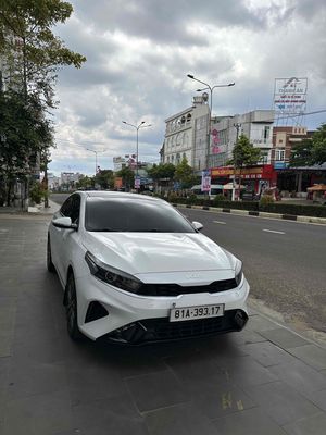 Kia K3 số sàn 80000 km Trắng. Mua bán Ô tô tại Thành phố Pleiku Gia Lai được đăng bởi Lê Lưu