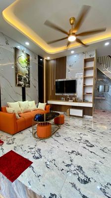 Bán Nhà Tân Bình Giáp Quận 10 – Gần Lý Thường Kiệt – 40m² – 3PN.