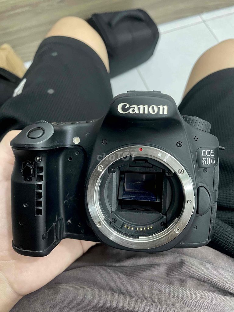 Máy ảnh Canon EOS 60D Đen. Mua bán Máy ảnh, Máy quay tại Quận 3 Tp Hồ Chí Minh được đăng bởi Nguyễn Quang Minh hình 1