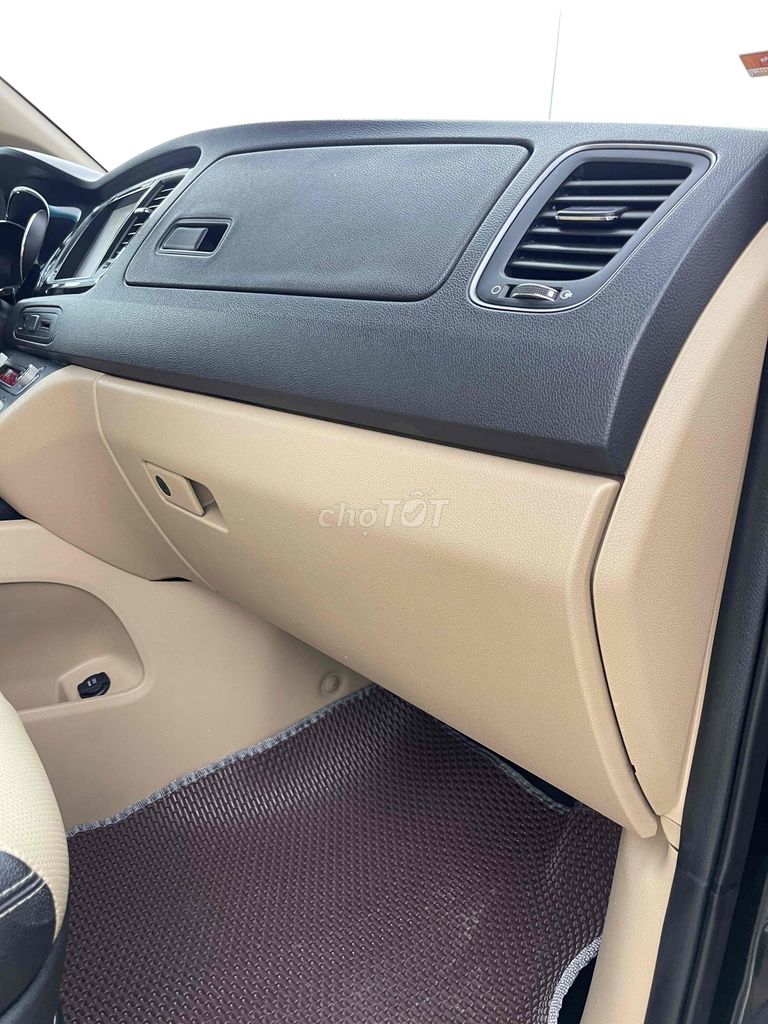 Kia Sedona 2015 3.3 Máy Xăng - 115000 km. Mua bán Ô tô tại Thành phố Long Xuyên An Giang được đăng bởi Nguyễn Hoà Anh hình 5